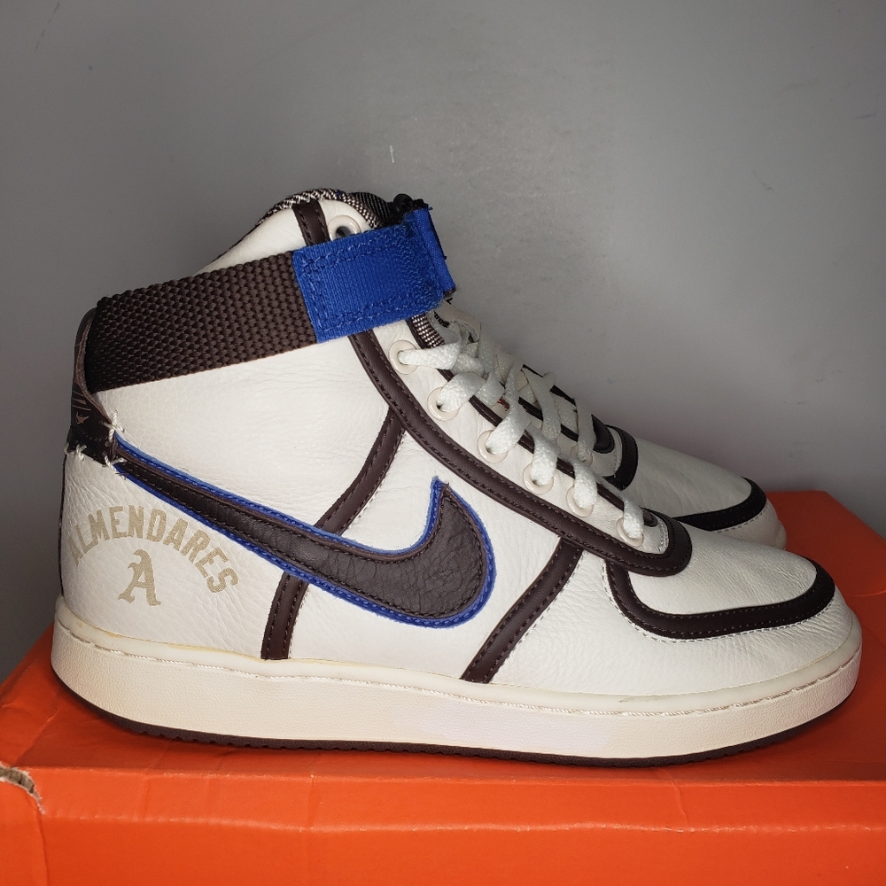 Nike Vandal High Premium UTT - Almendares -Untold Truth Negro League  317982-731